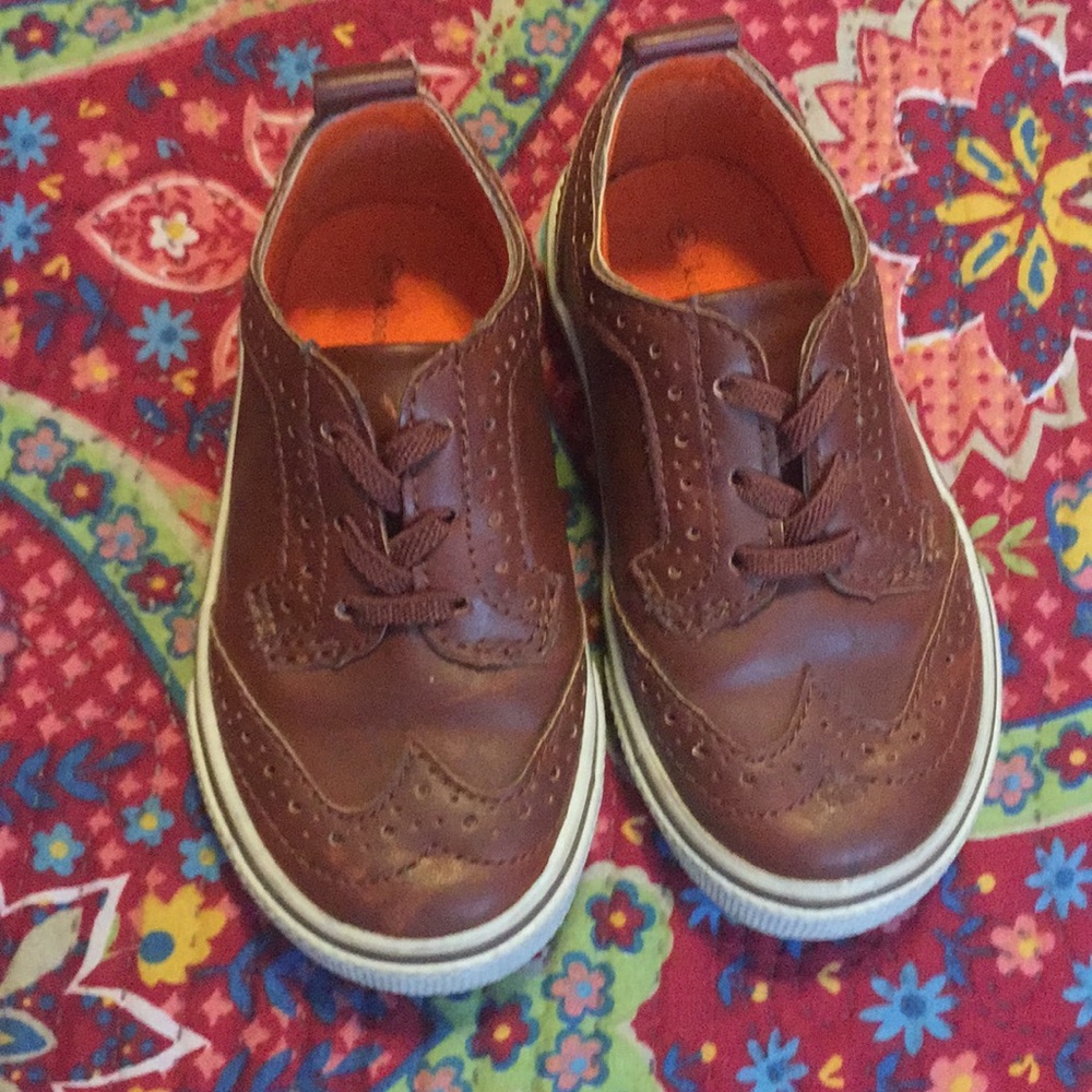 Toddler dress shoe